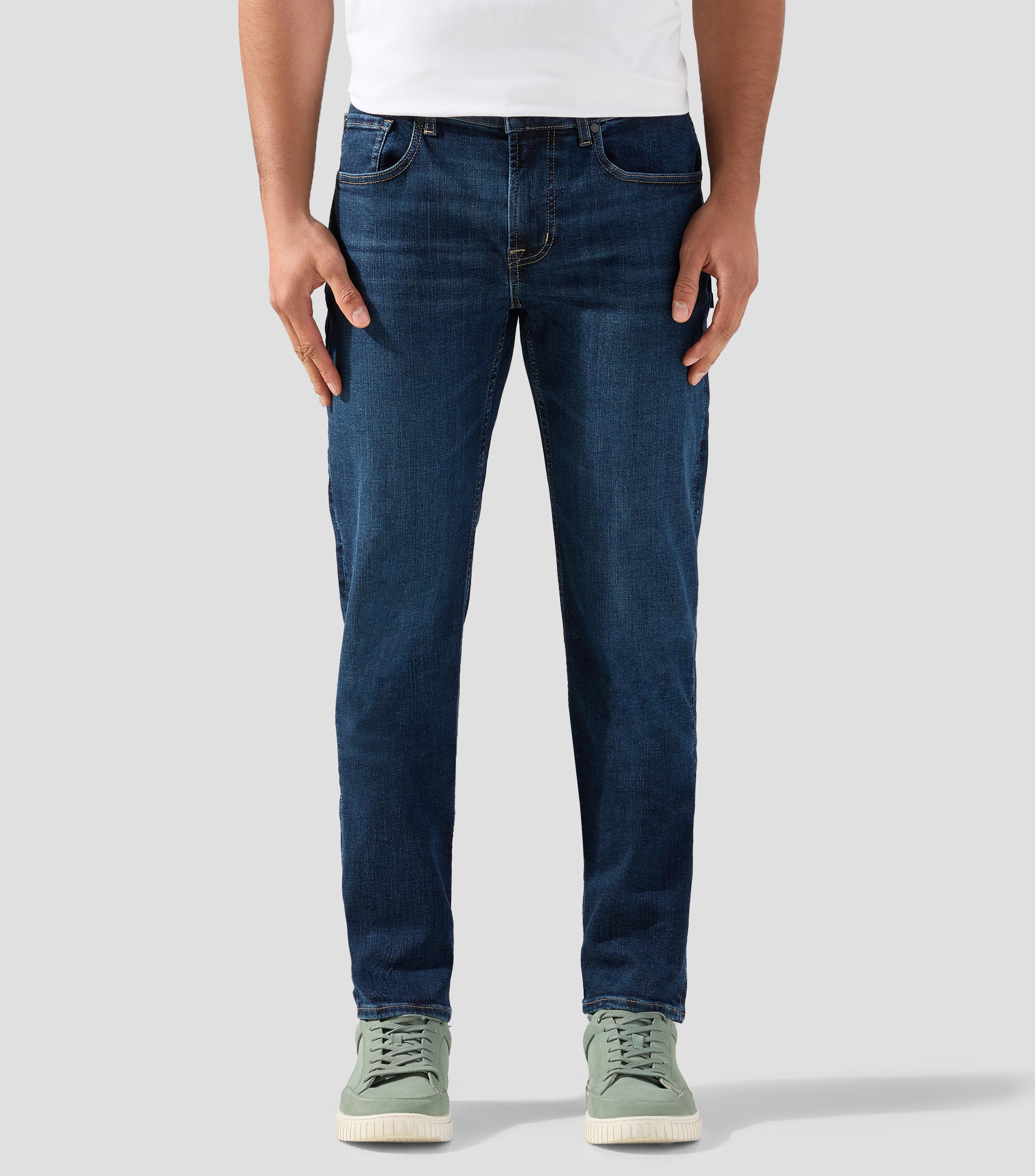 Jeans Slim Tapered Hombre